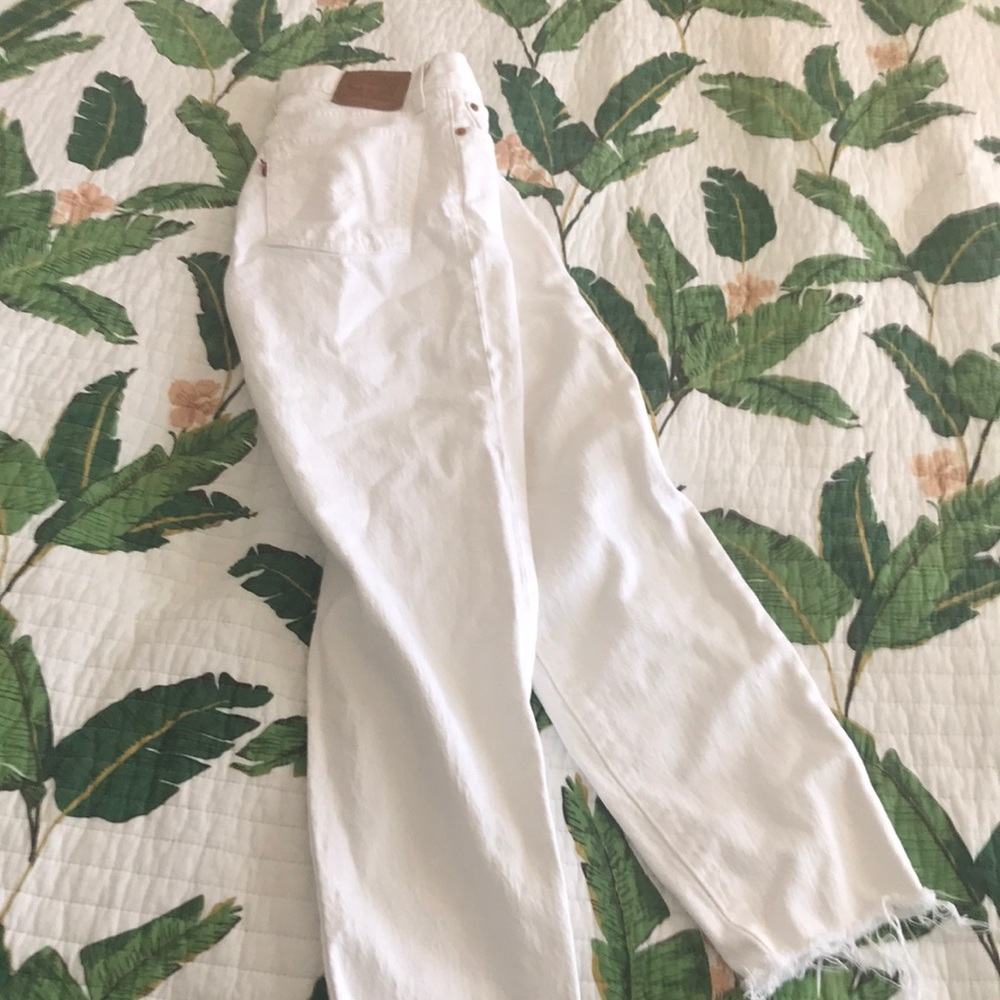 Hardly worn Levi’s Wedgie fit